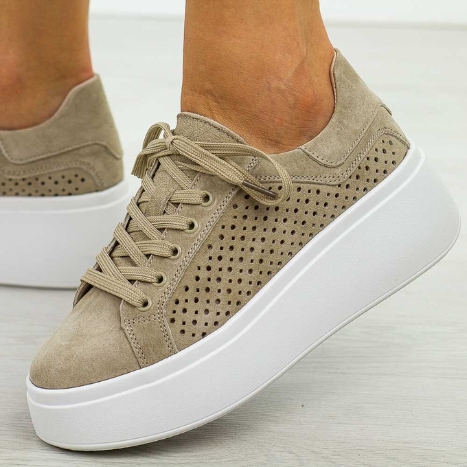 Beżowe skórzaneażurowe  półbuty damskie na platformie