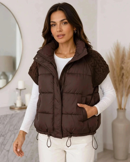 Kamizelka damska pikowana brązowa z dzianinowymi rękawami oversize